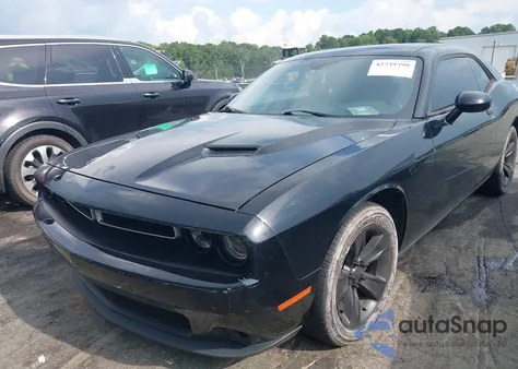 2015 Dodge Challenger Sxt z USA, uszkodzony, nr VIN 2C3CDZAG8FH719491